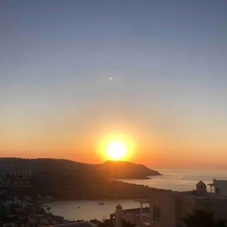 Double Βίλα Αλικαρνασσός